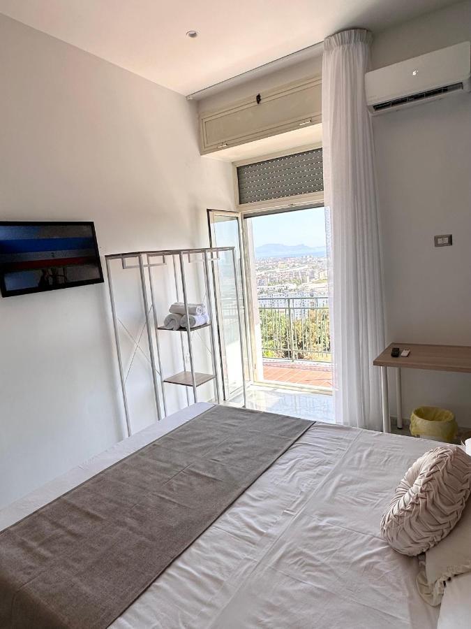 Airport Seaview Rooms Наполи Екстериор снимка