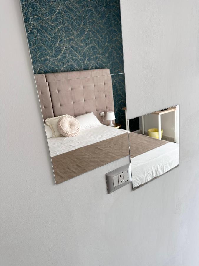 Airport Seaview Rooms Наполи Екстериор снимка