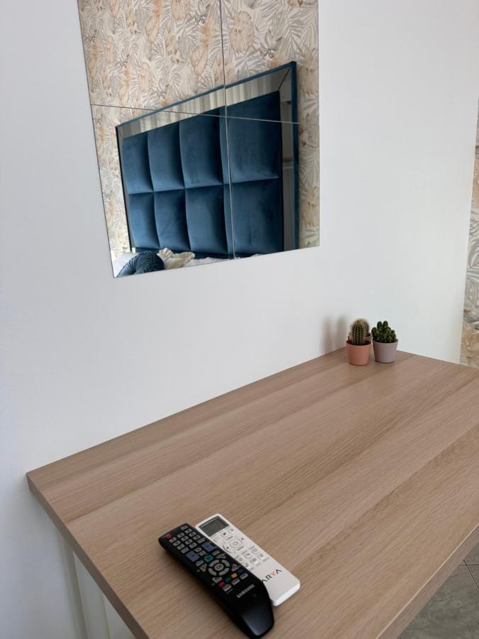 Airport Seaview Rooms Наполи Екстериор снимка