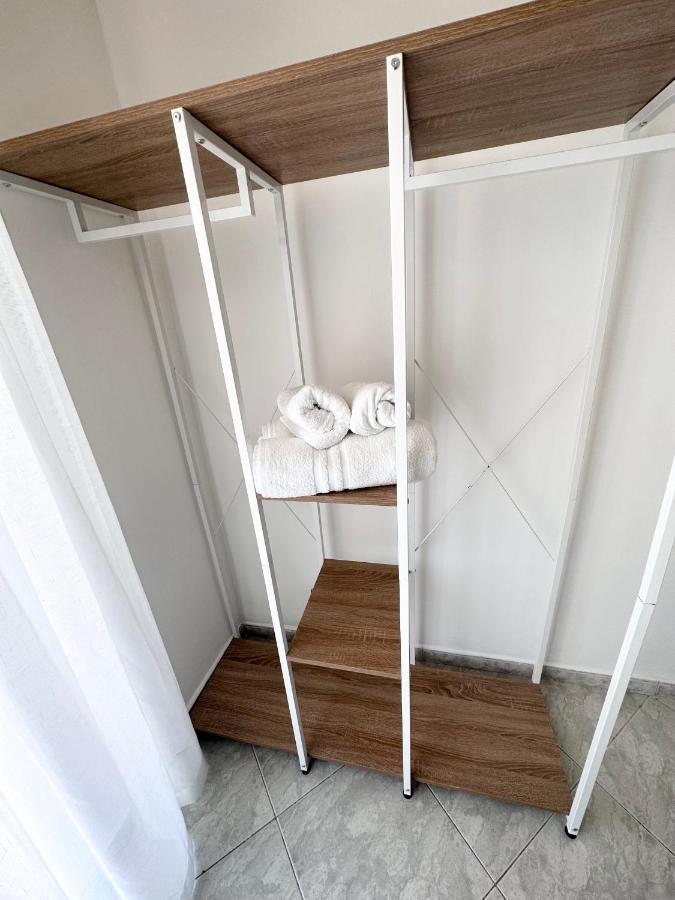 Airport Seaview Rooms Наполи Екстериор снимка